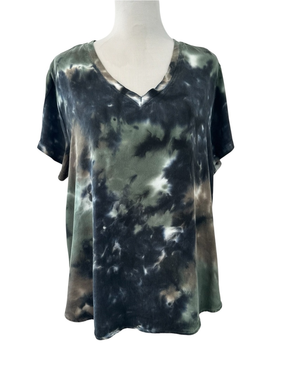 Anthropology Cloth and Stone Tie-Dye V-Neck Women's Top - Green/Black